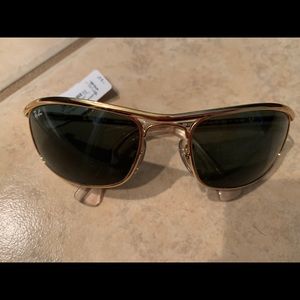 Men Gold frame Ray-ban no scratch, no case